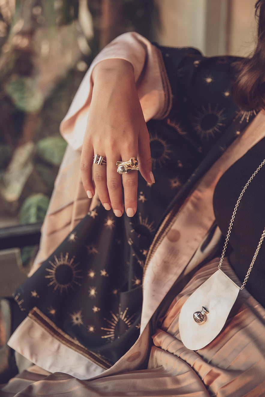 Double Tube Twist Ring