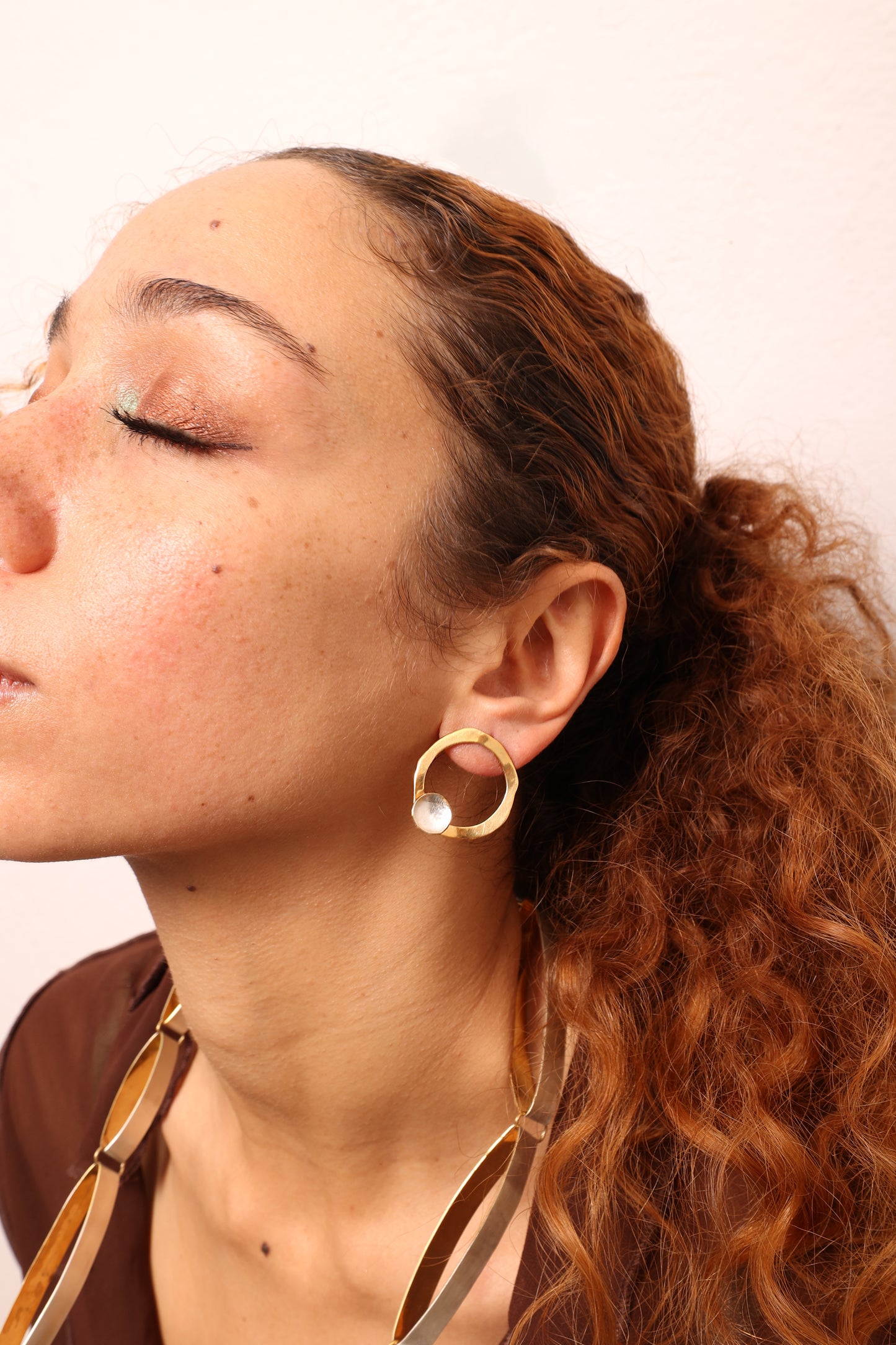 O-Silhouette Stud Earring