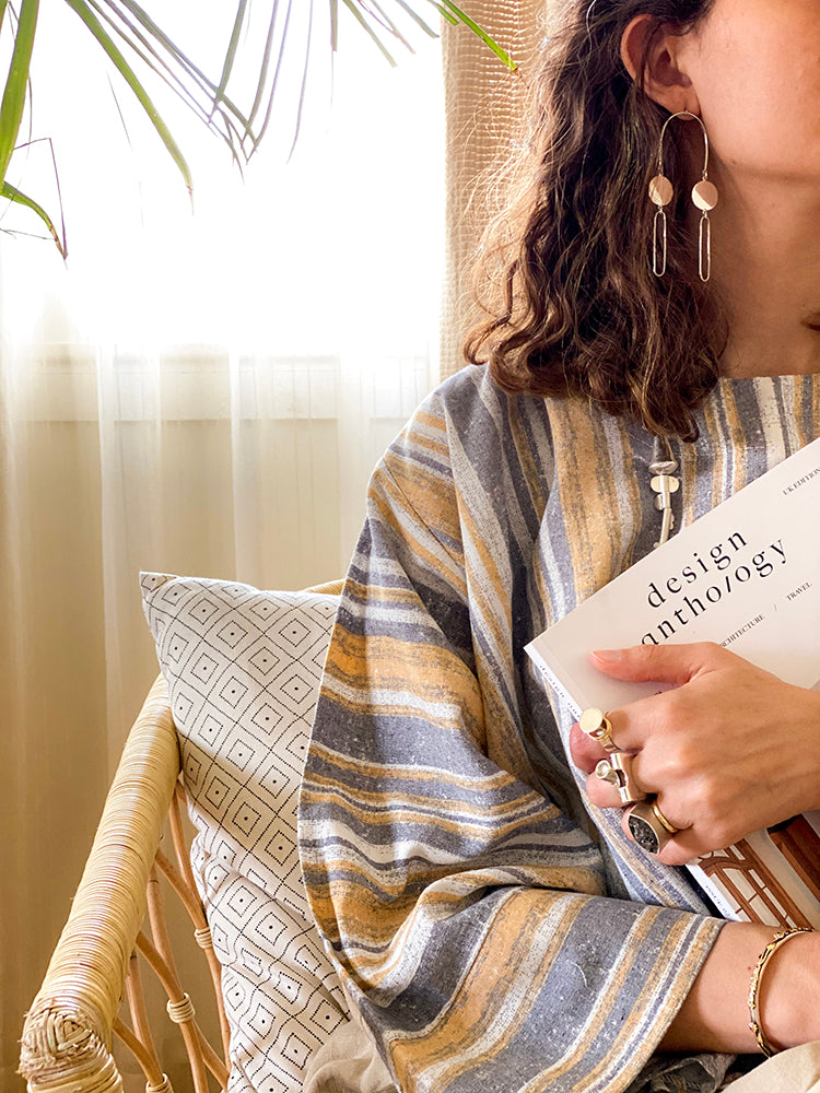 Oval Outline Earring